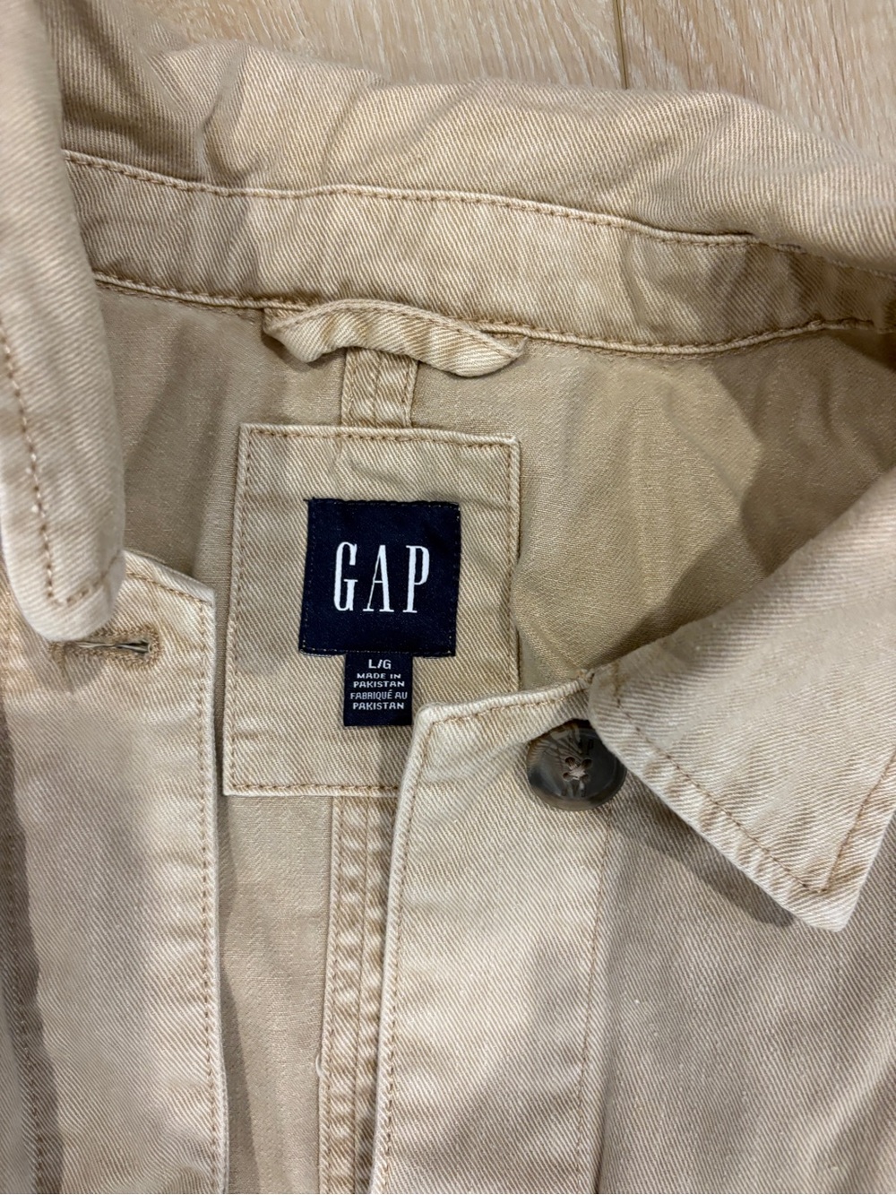 GAP Beige Utility Jacket - Picture 2 of 3